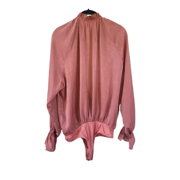 Tularosa Revolve L Ashley Shimmer Plunge Bodysuit Pink Wrap Long Sleeve Sexy - Picture 3 of 16